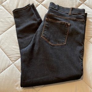 Lularoe size 38 dark rinse skinny jeans.